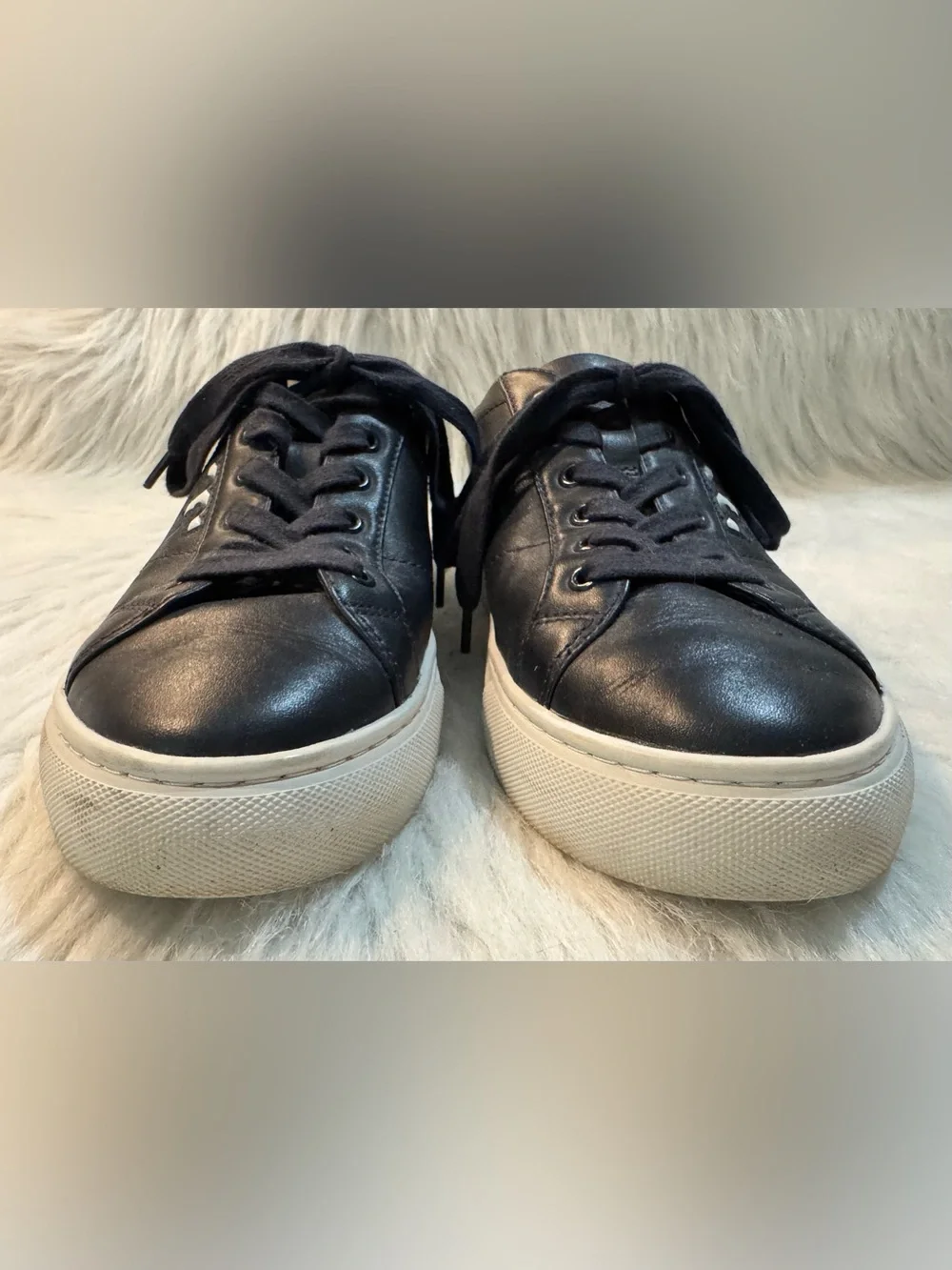 Tory Burch Ladies Amalia Nappa Leather T-Logo Sneaker Navy Blue Size 8 GUC